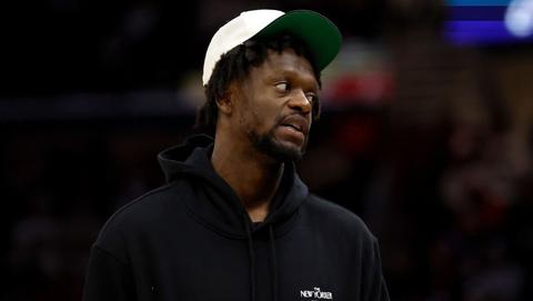Ku Knicks Julius Randle vắng mặt ở ván 1 vs. Miami Heat