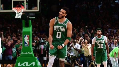 Ku Tatum ghi game 7 kỷ lục 51 điểm, Celtics vượt qua 76ers