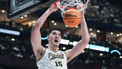 Kubet phát hành Zach Edey của Purdue tiêu đề danh sách các cầu thủ rút khỏi NBA Draft