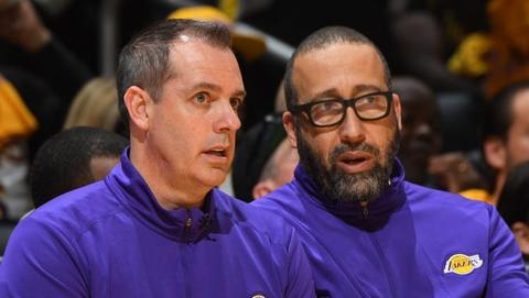 Ku Huấn luyện viên, cập nhật văn phòng từ khắp NBA: Fizdale hướng đến băng ghế dự bị của Suns